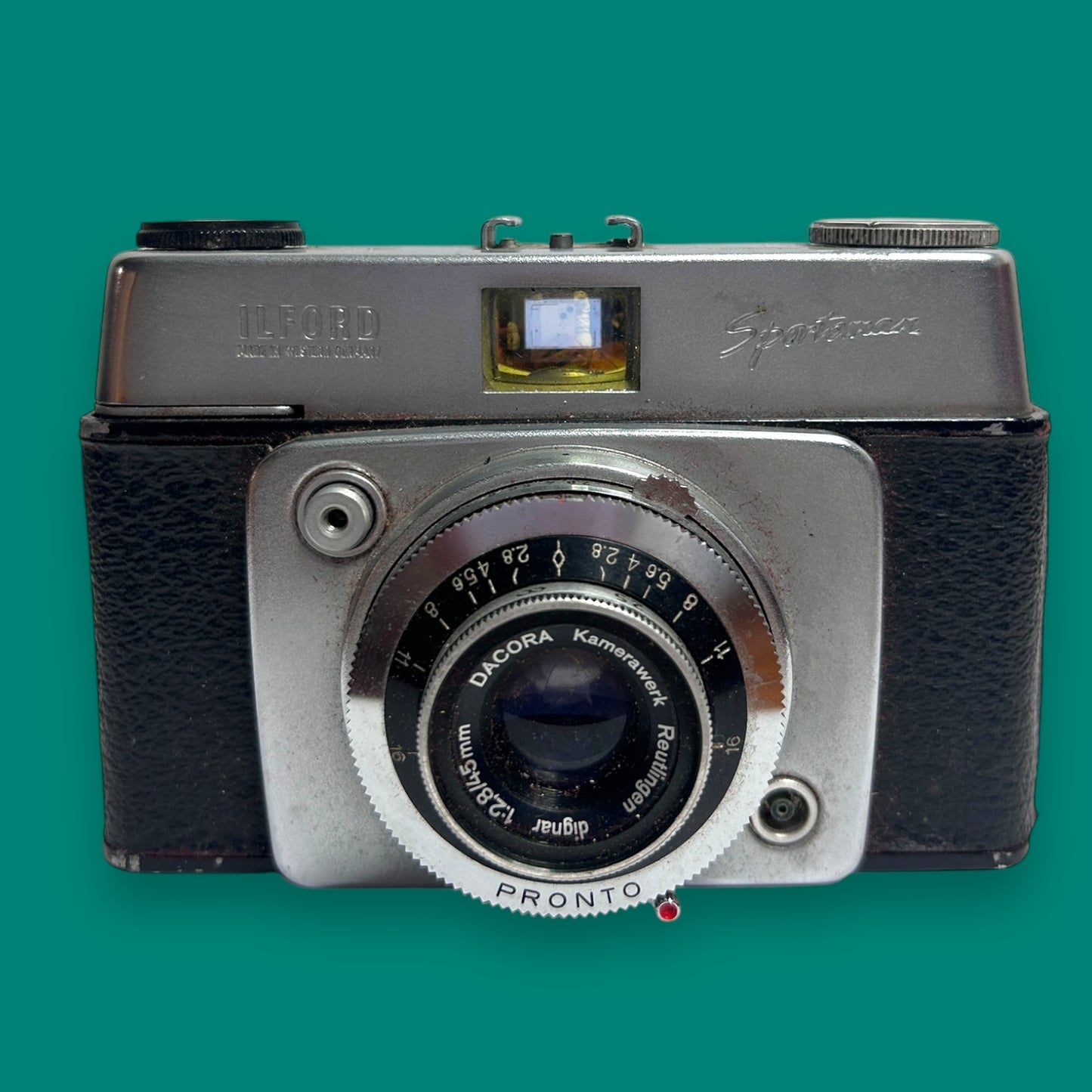 Vintage 1970s Ilford Sportsman 35mm Film Camera