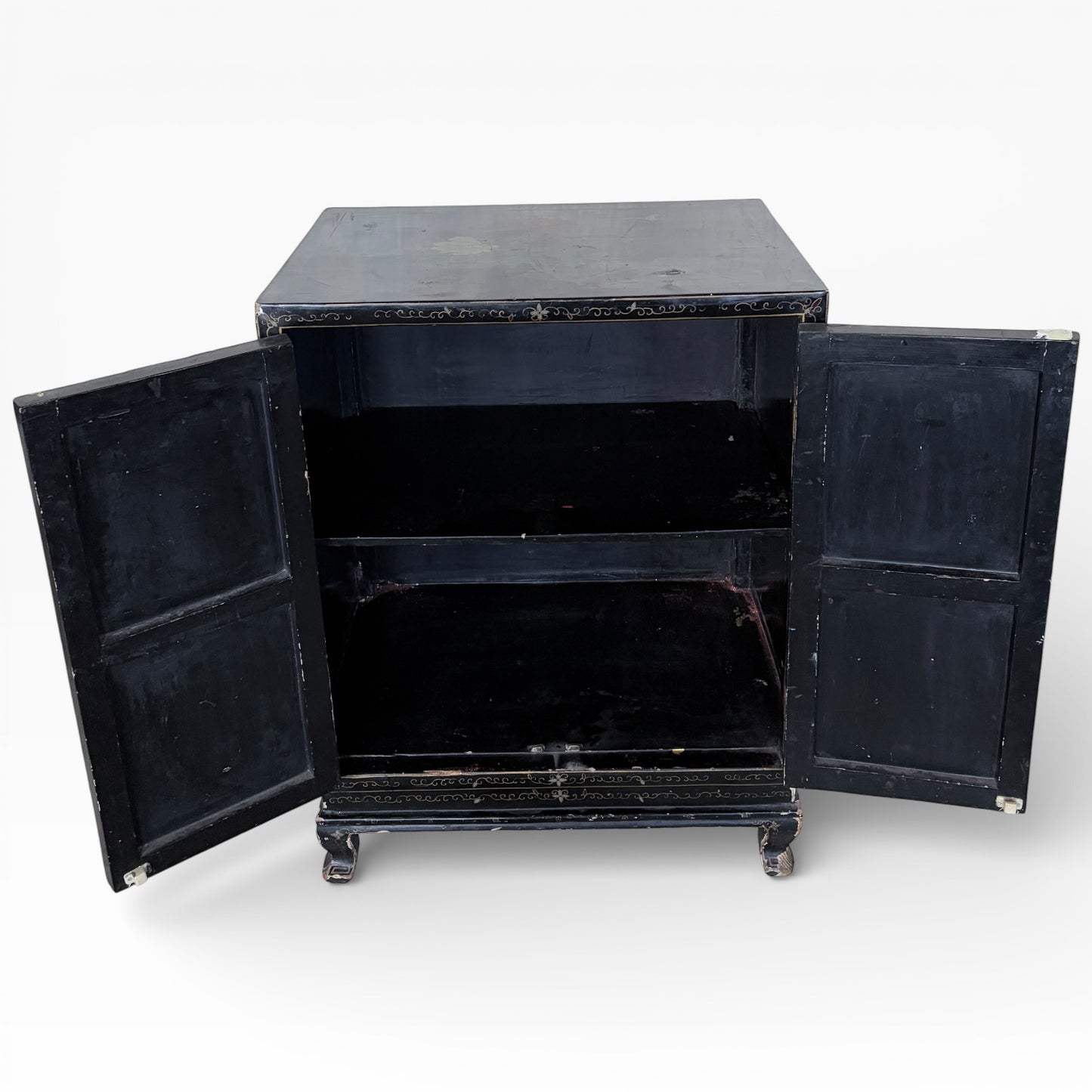 Chinese Black Lacquer Cocktail Cabinet with Mother of Pearl Inlay