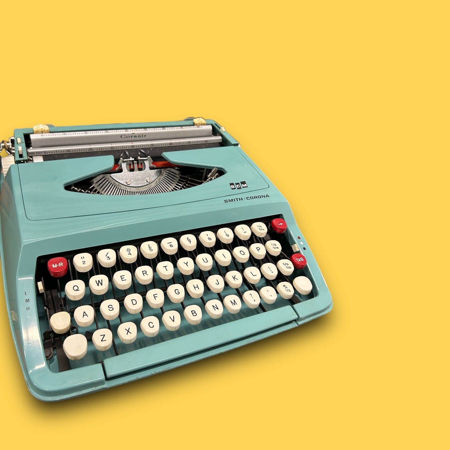 Vintage 1970's Smith Corona Carnegie Typewriter