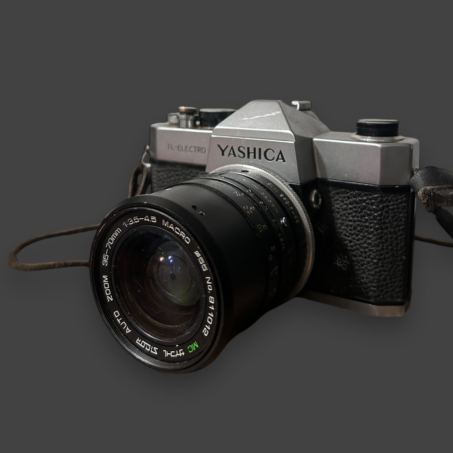 Vintage 1970s Yashica TL Electro 35mm Film Camera