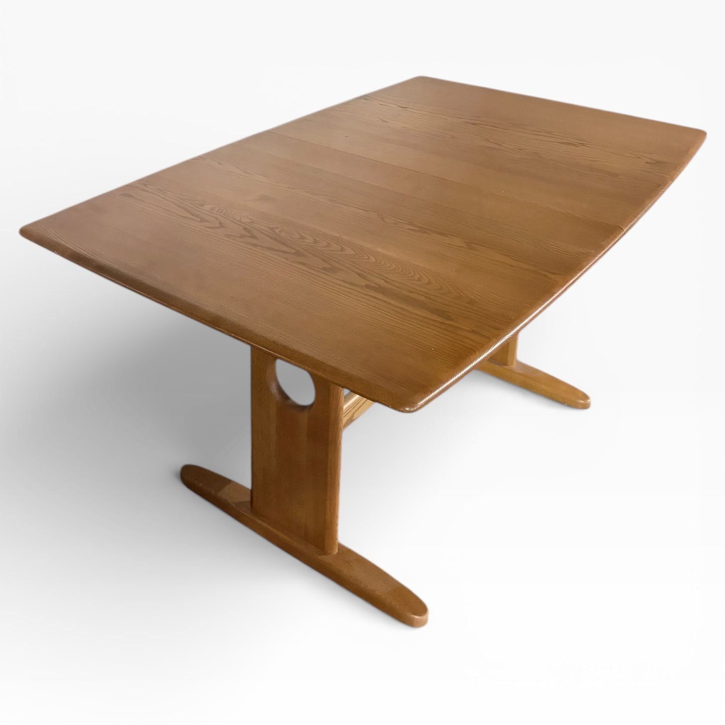 Ercol Windsor Dining Table – Blonde Wood Rectangular Extending Table With Pedestal Legs