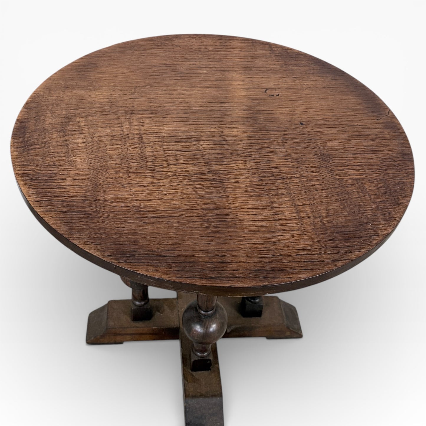 Arts & Crafts Round Oak Coffee Table — view 6