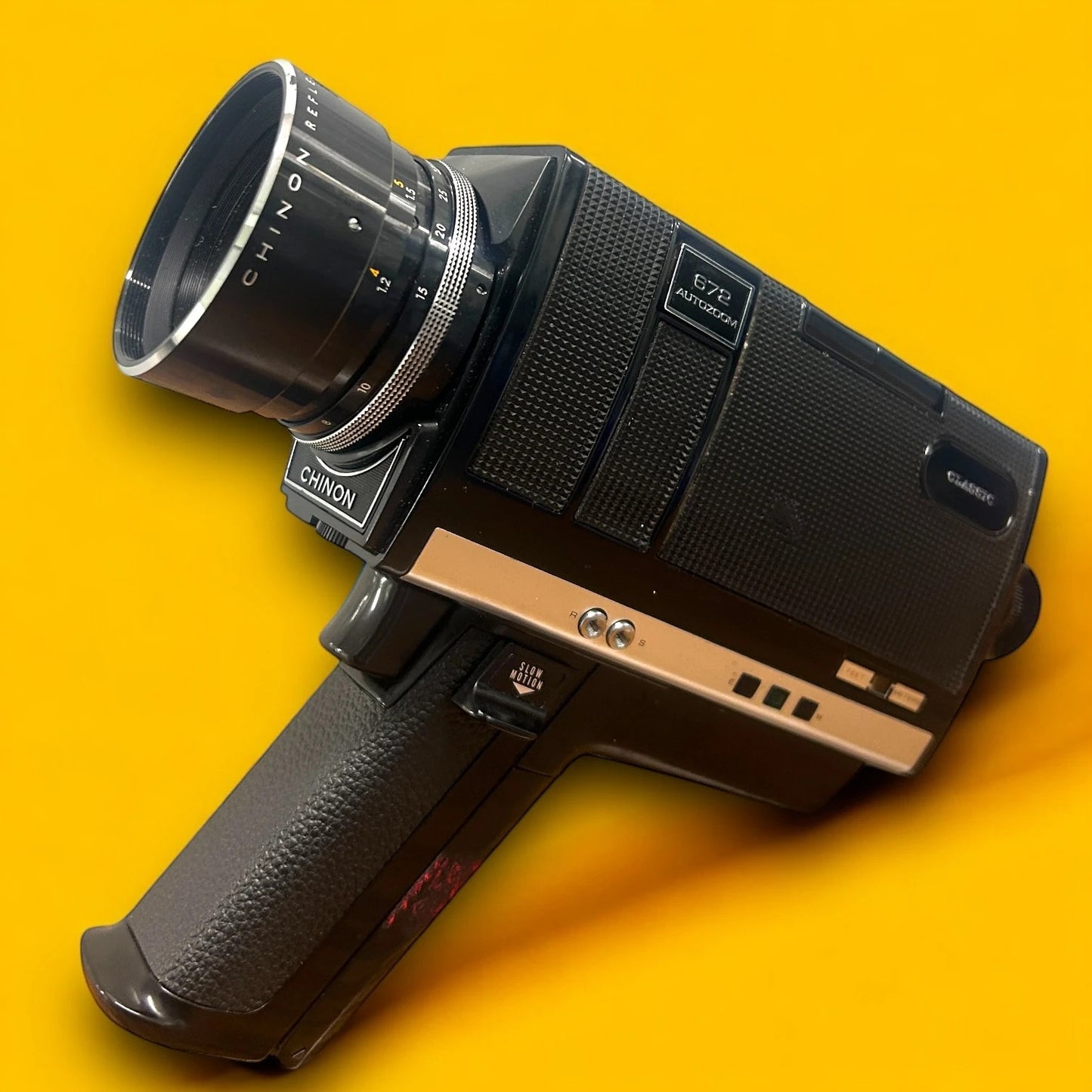 Vintage 1970s Chinon 672 Super 8 Movie Camera