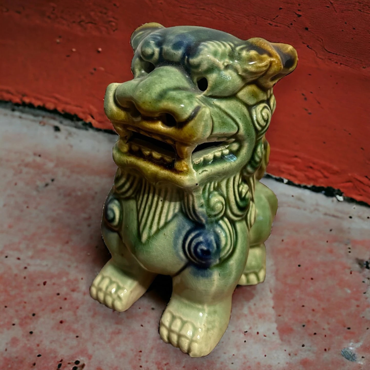 Vintage 1960s Ceramic Foo Dog