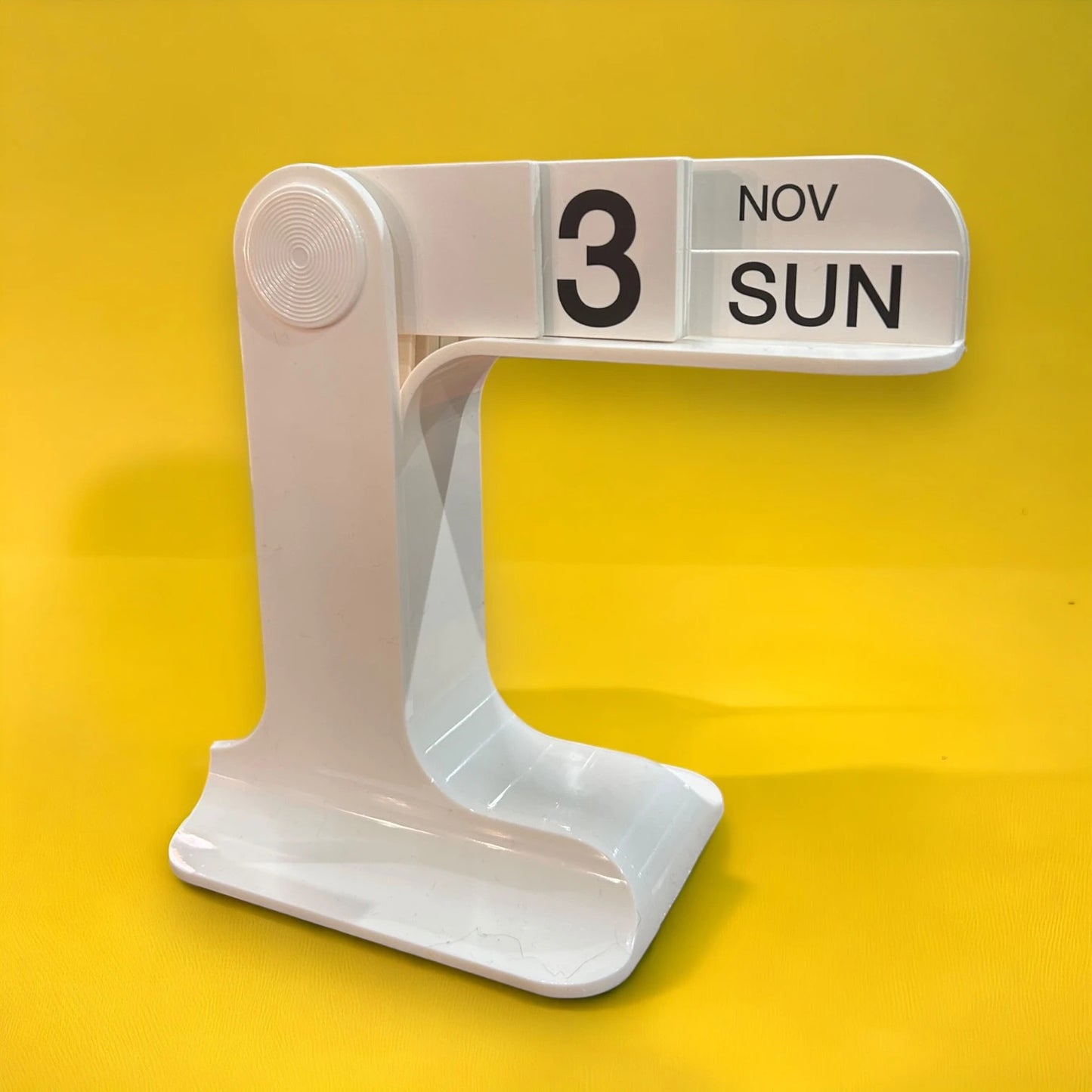 Vintage style perpetual flip desk calendar