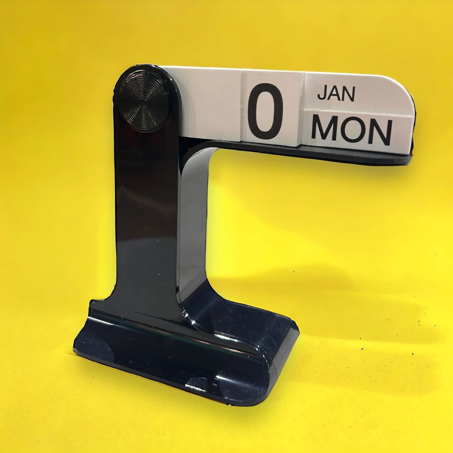 Vintage style perpetual flip calendar