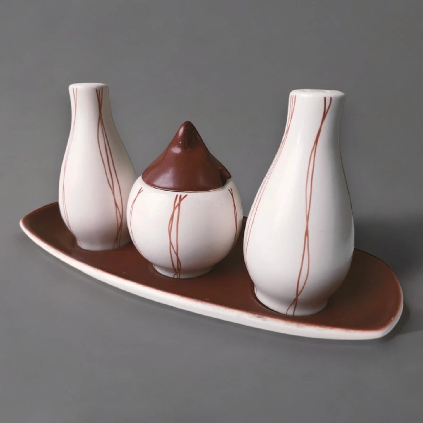 Mid Century Carltonware Brown Cruet Set