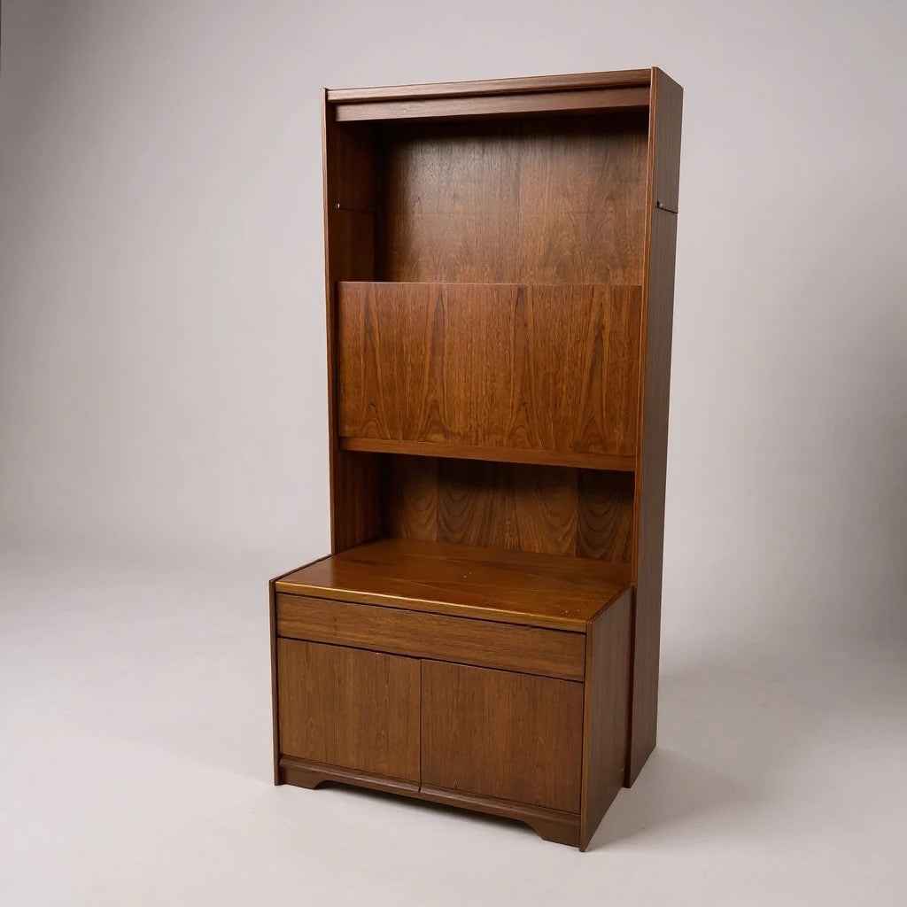 Mid Century William Lawrence Highboard – Teak Display Cabinet Sideboard