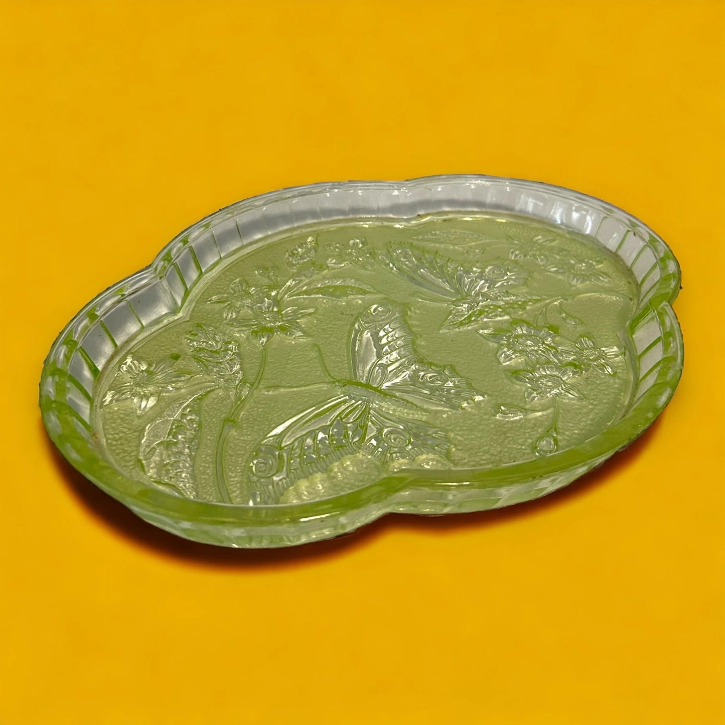 Vintage 1930s Uranium Goass Butterfly Vanity Tray