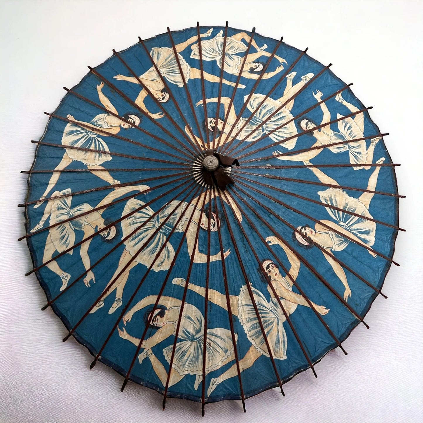 Vintage 1960s Chinese Art Deco Ballet Dancers Parasol
