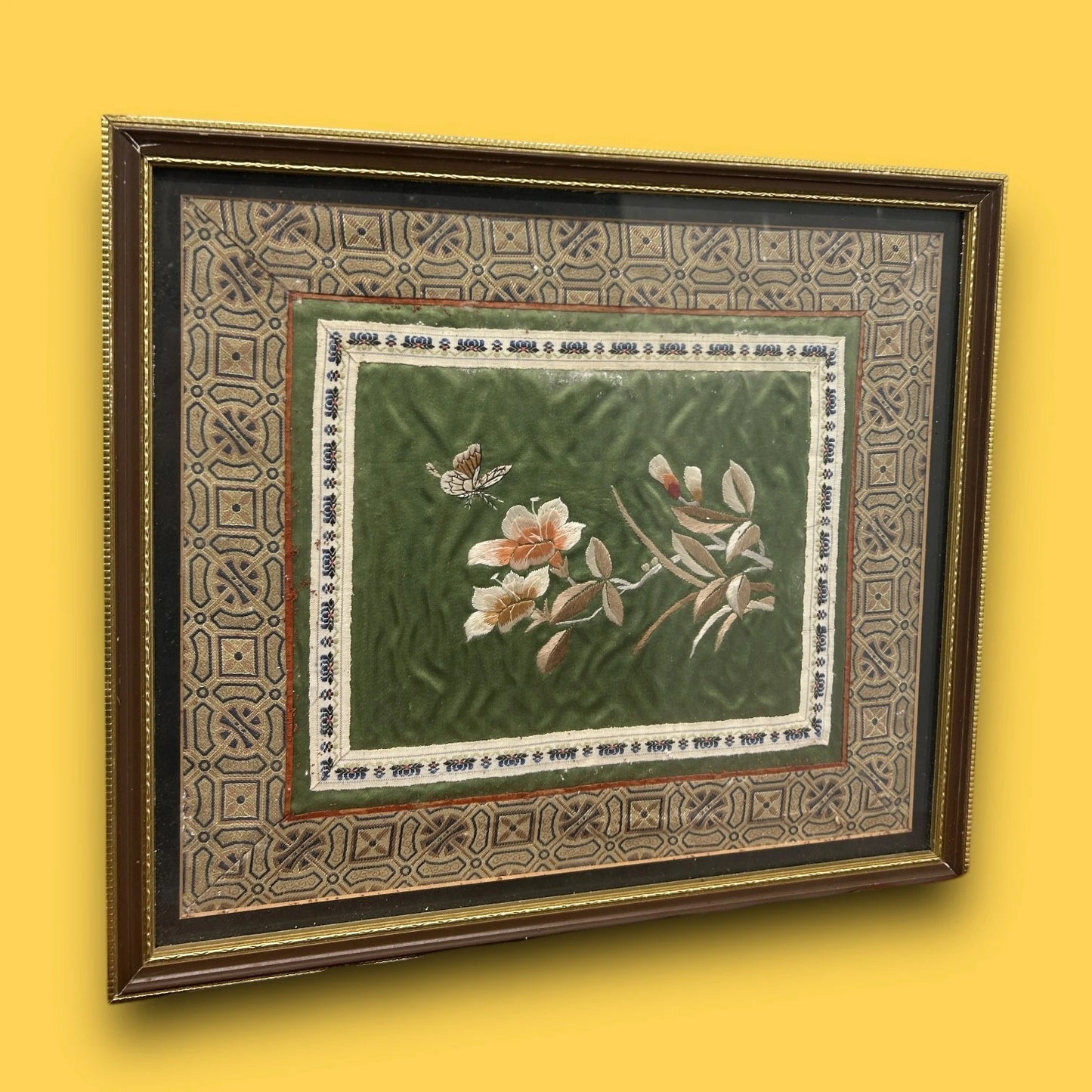 Vintage 1980s Chinese Silk Framed Tapestry