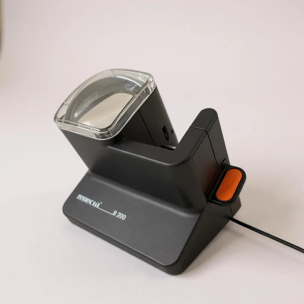 Vintage 1960s Reflecta B 200 Film Slides Viewer