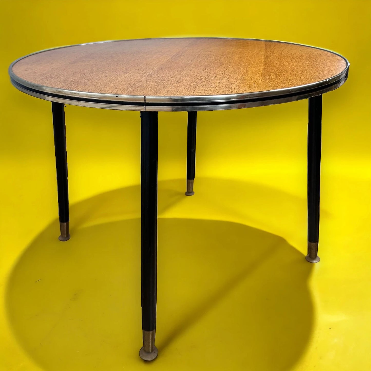 Mid Century Formica Round Table