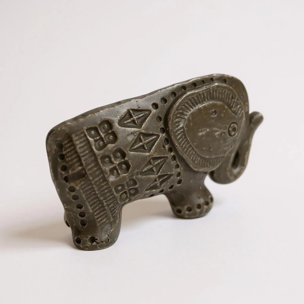Aldo Londi Bitossi Rimini Pale Green Elephant | Mid Century Italian Ceramic Figurine