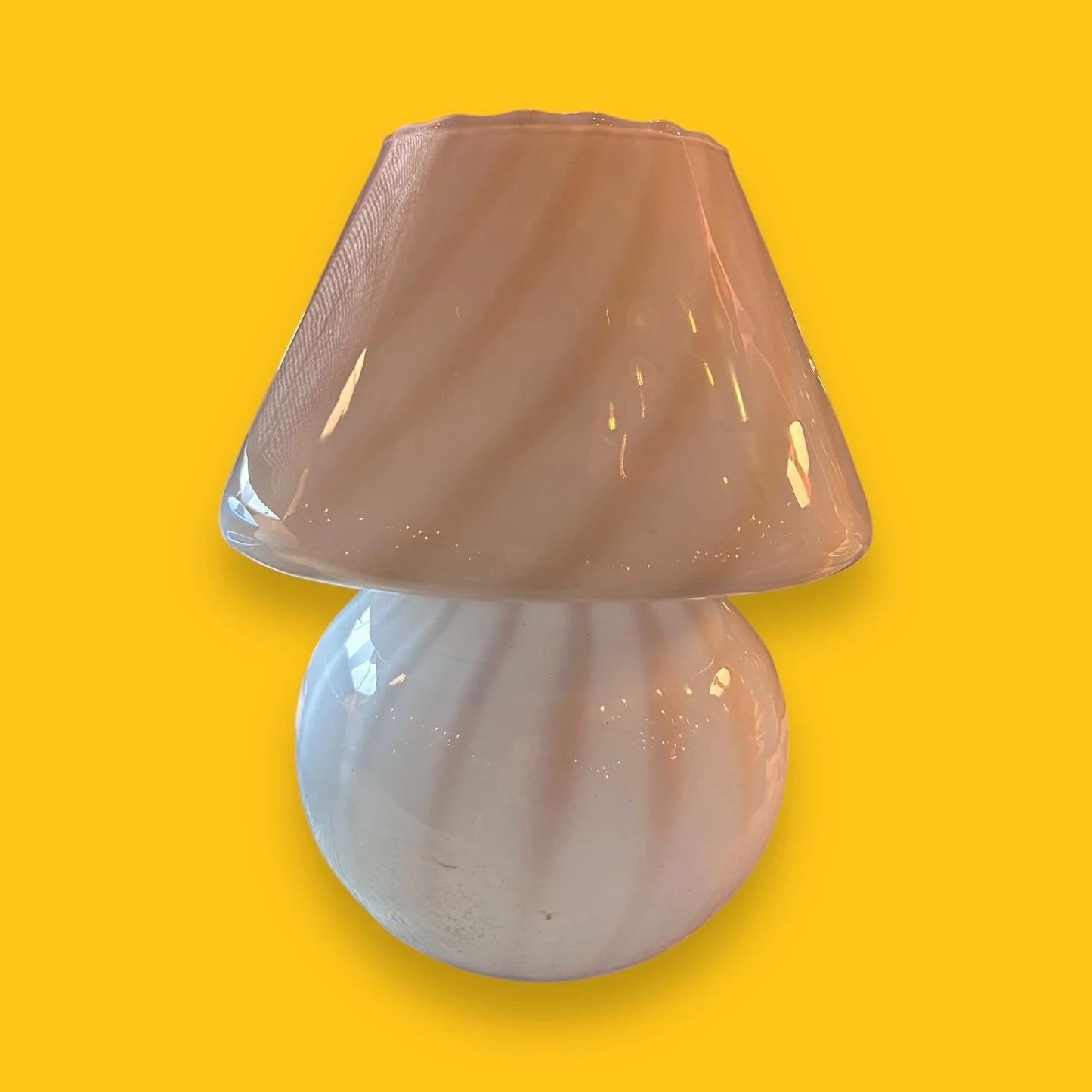 Mid century murano glass mushroom lamp
