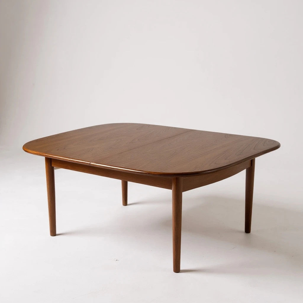 G Plan Mid-Century Extendable Teak Dining Table – Square to Rectangular Vintage Table