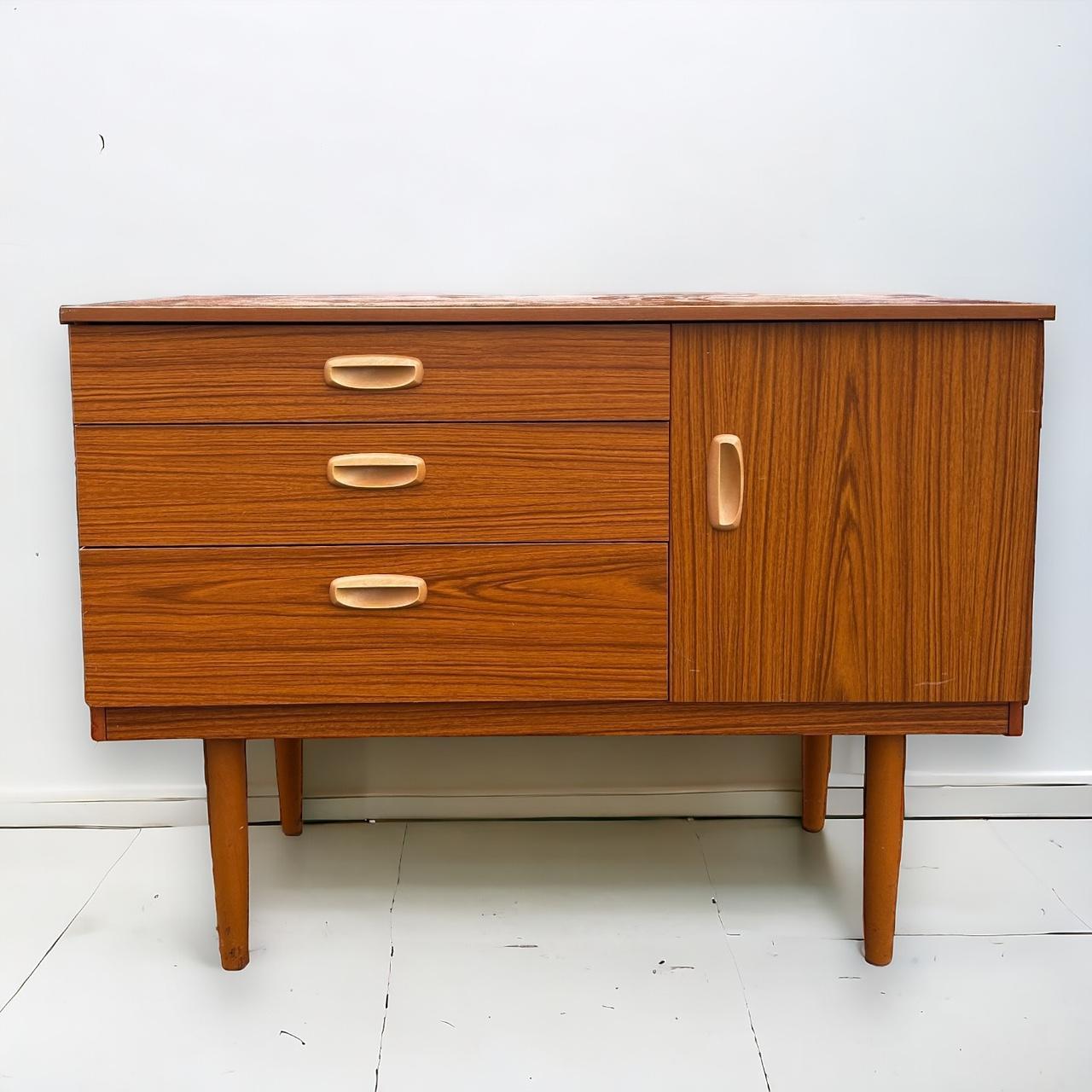Mid Century Teak Wood Schreiber Sideboard
