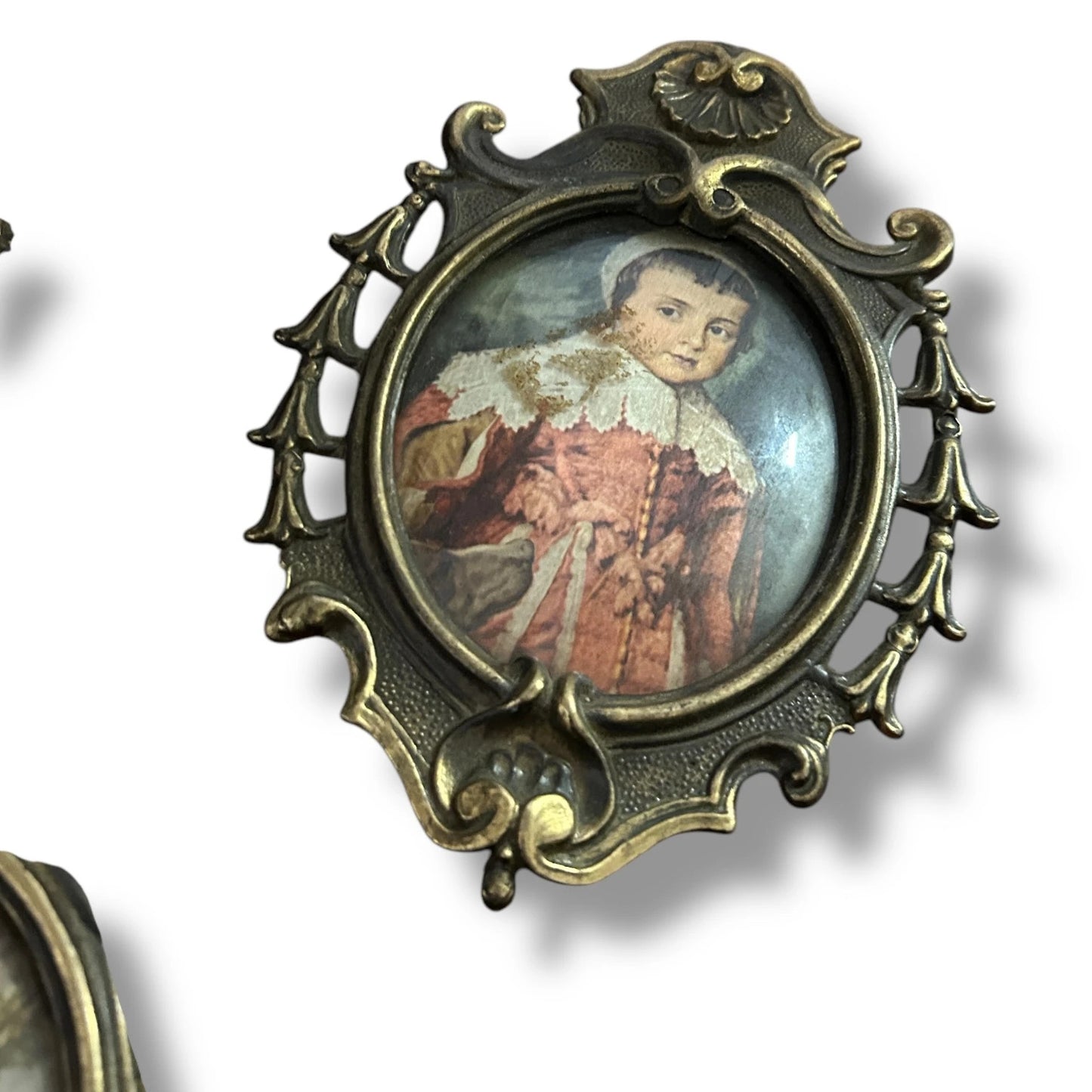 Mid Century Set of Three Victorian Gilt Frames