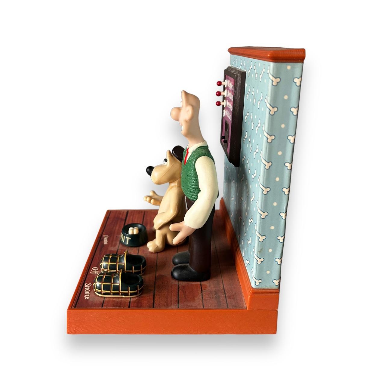 Vintage 90s Wallace and Gromit Alarm Clock