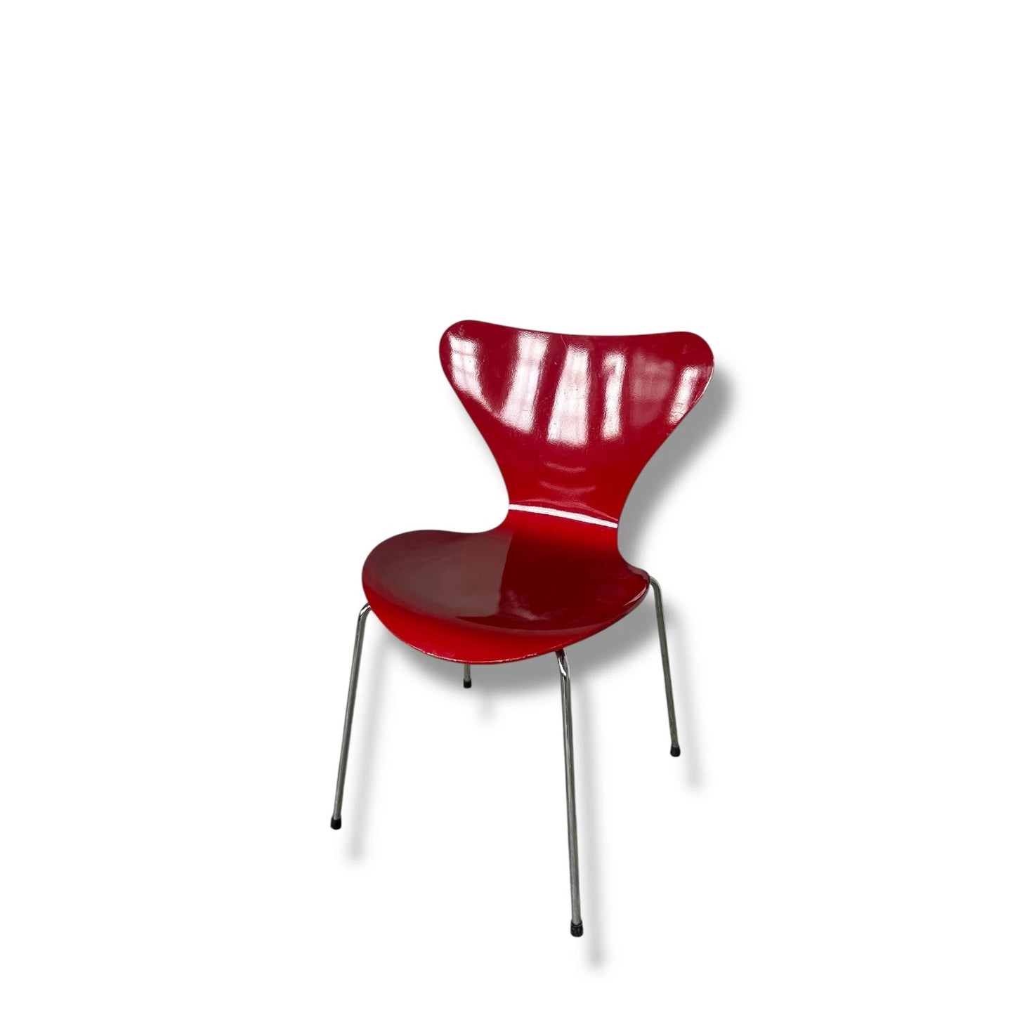 Mid Century Modern Arne Jacobsen Red Dining Chair by Fritz Hansen