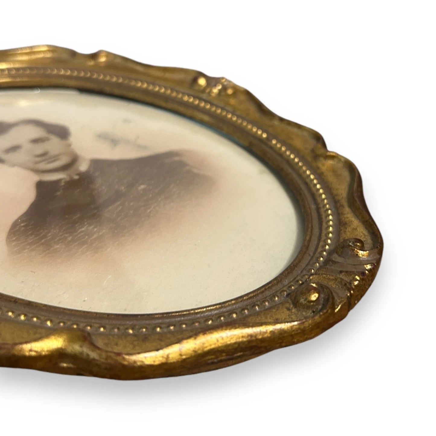 Vintage 1960s Victorian Gilt Frame