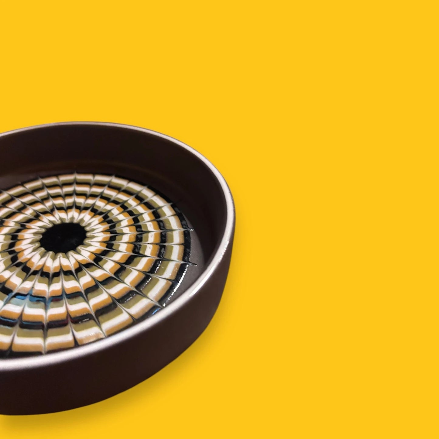 Mid century Hornsea muramic pin dish