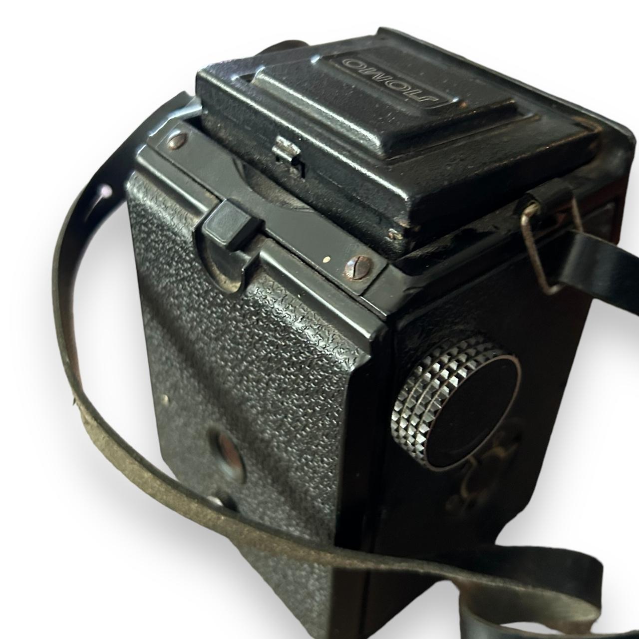 Vintage 1950s Lubitel 166B Medium Format 120 Twin Lens Reflex camera