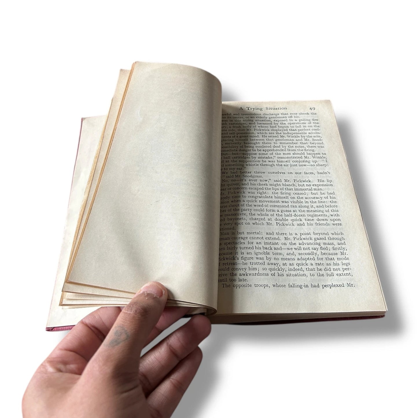 Vintage 1930s Charles Dickens Pickwick Papers Hardback Book