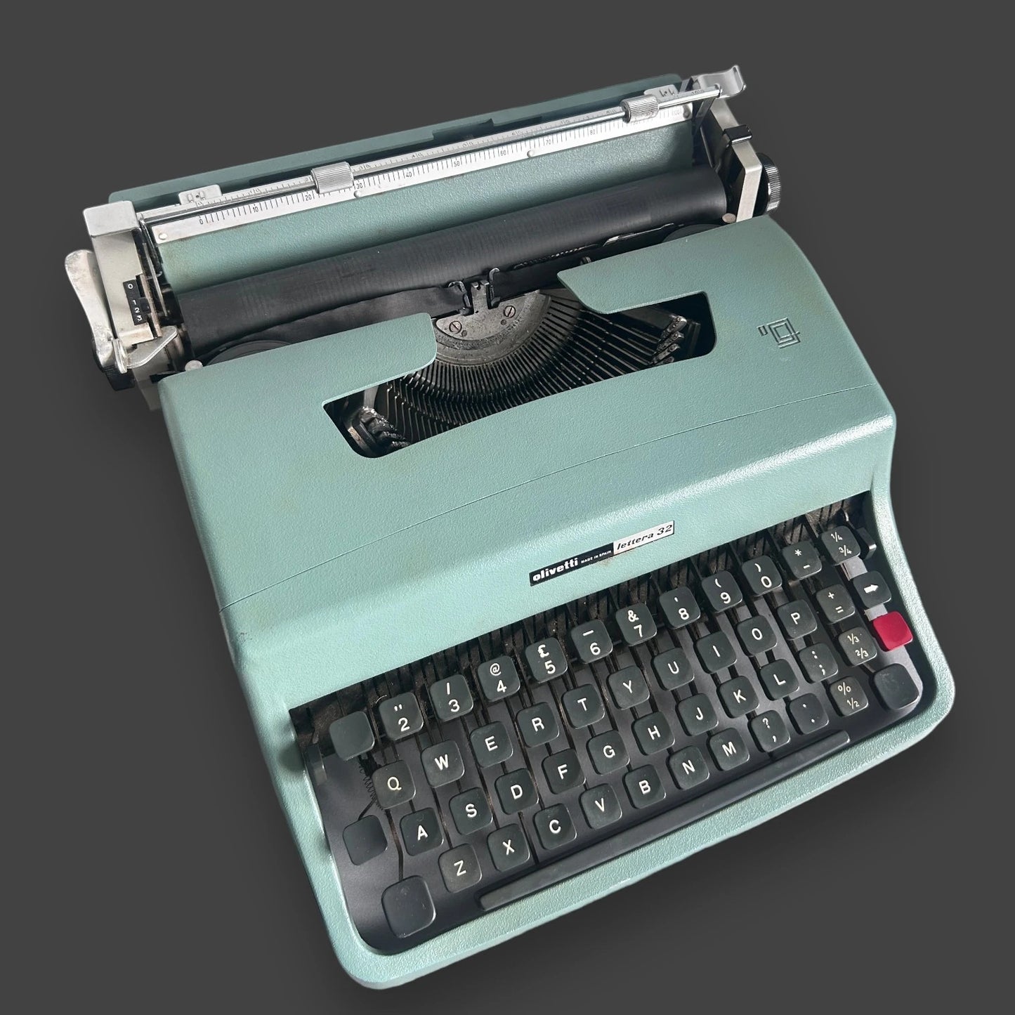 Vintage 1950s Olivetti Lettera 32 Portable Typewriter