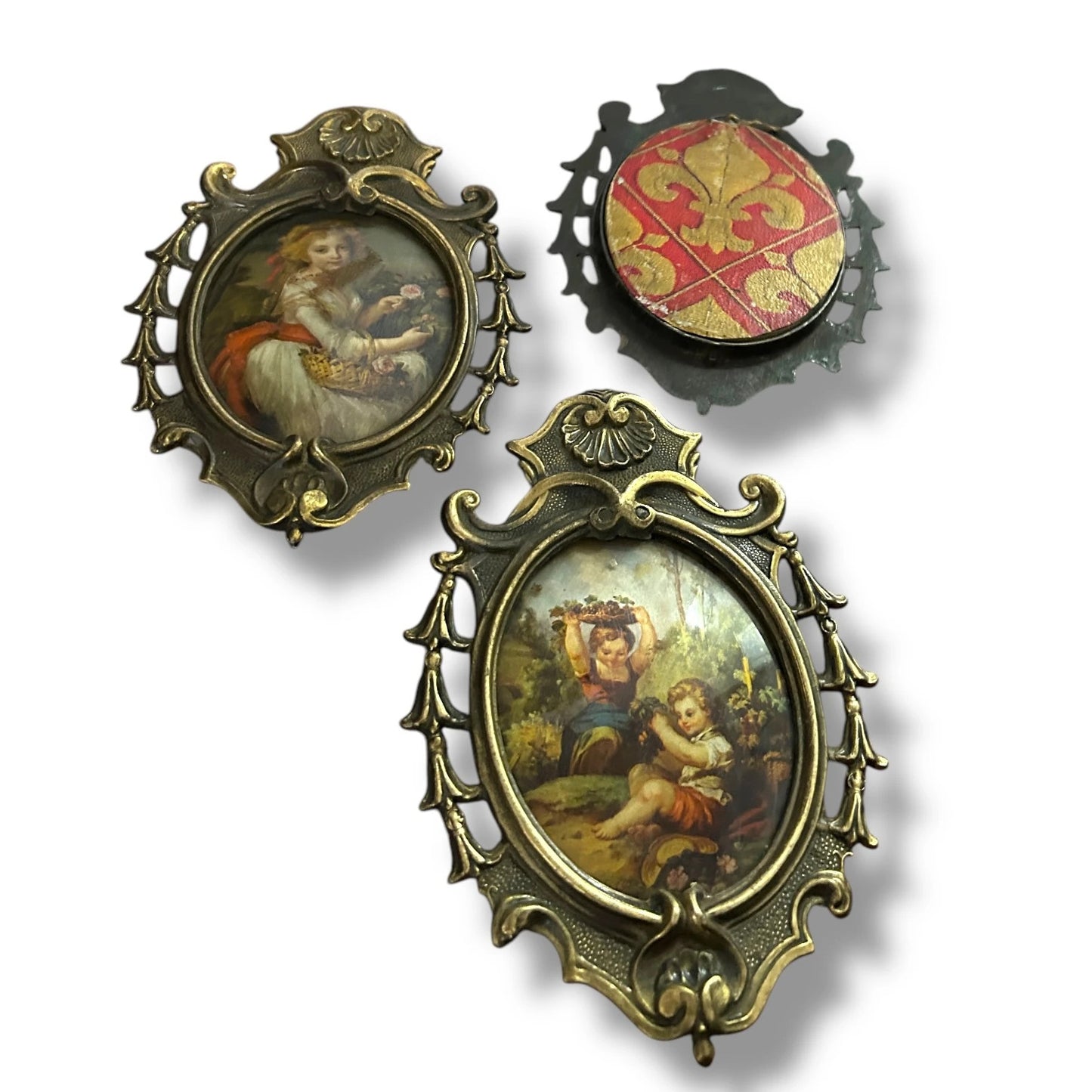 Mid Century Set of Three Victorian Gilt Frames