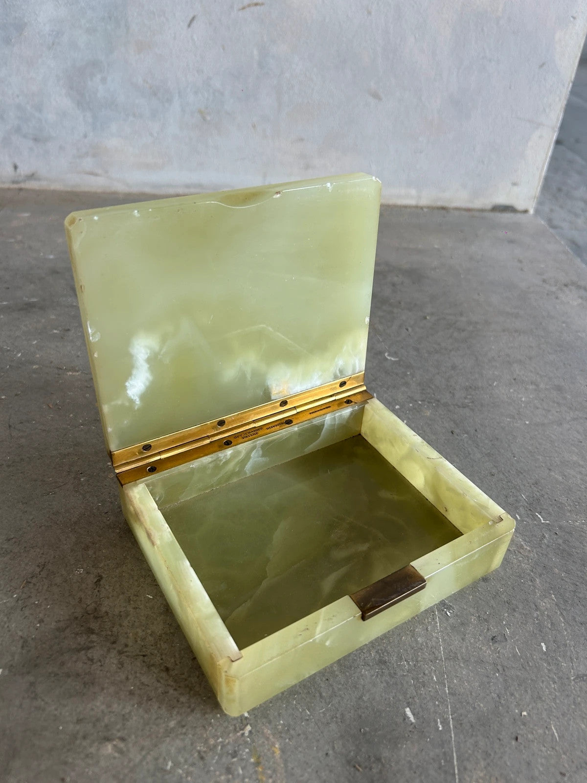 Mid Century Modern Green Onyx Marble and Brass Jewellery Box
