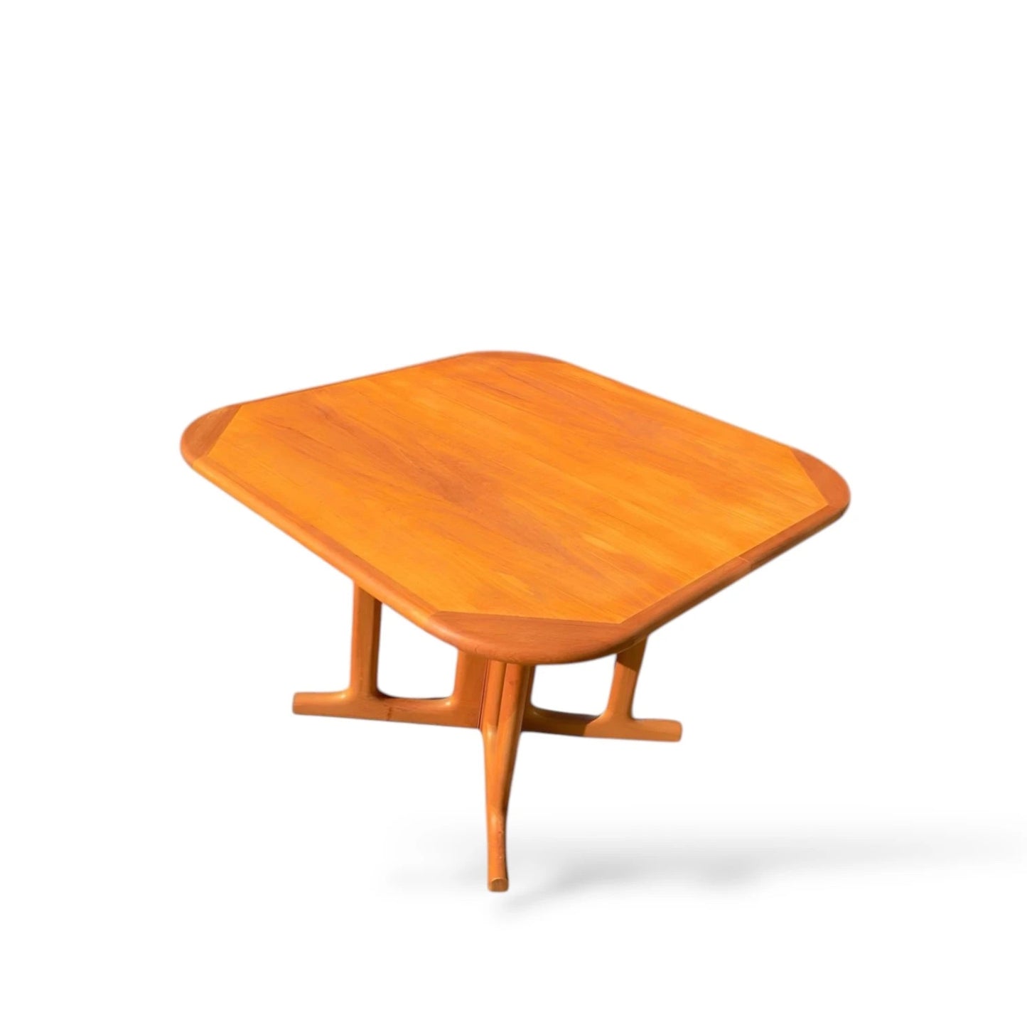 Ansager Møbler Danish Dining Table | Mid-Century Round Extendable Table