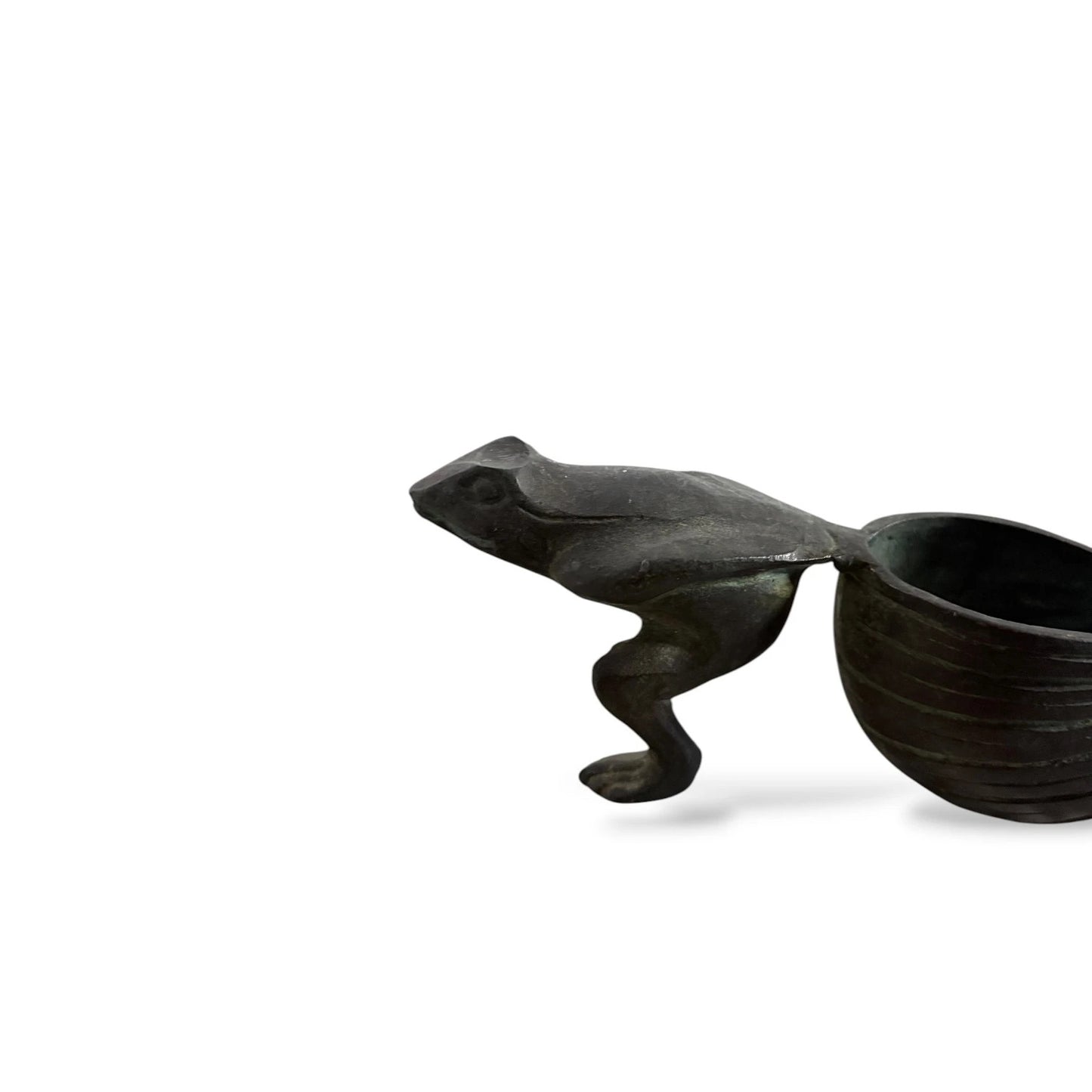 Bronze Frog Sculpture with Shell Bowl – Patinated Iron Frog Ornament