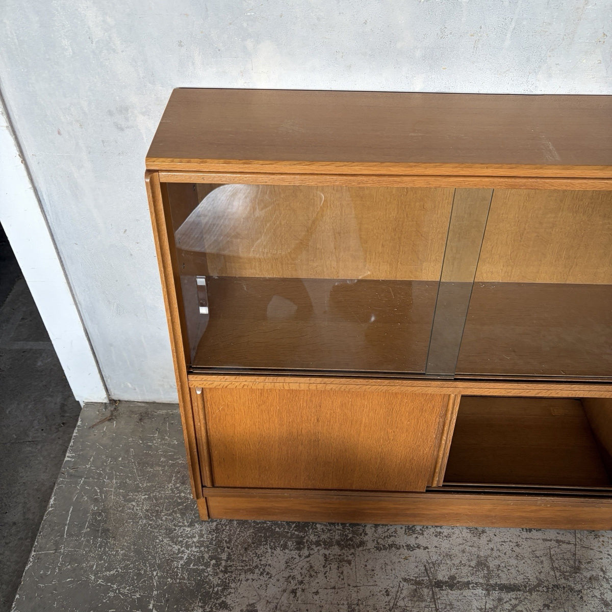 Mid Century G Plan Brandon Blonde Oak Bookcase | E Gomme – original photograph 9
