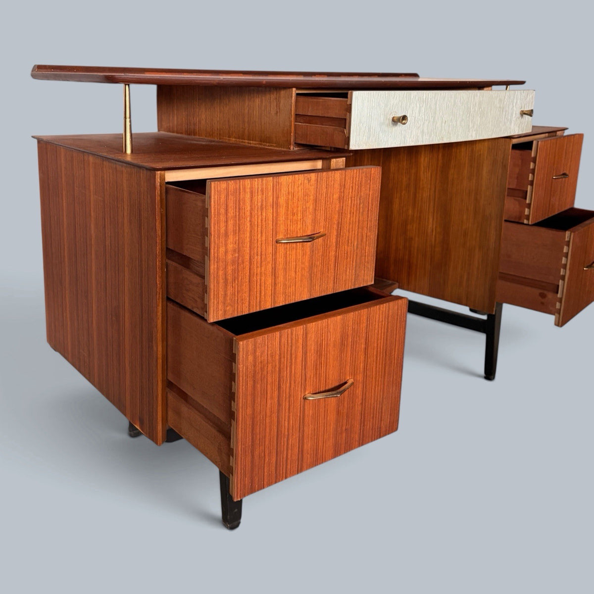 Lebus Floating Top Dressing Table / Desk – view 9