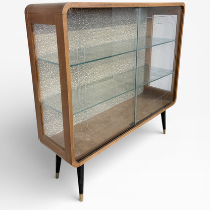 Mid Century Drinks Cabinet – Retro Cocktail Cabinet With Elegant Tapered Legs & Compact Depth