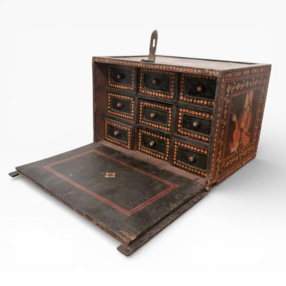 Antique 20th Century Mughal Painted Jewellery Box — view 8
