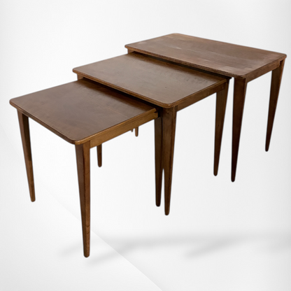 Gordon Russell Nest Tables – Mid-Century Oak & Walnut Side Tables | British Modernist