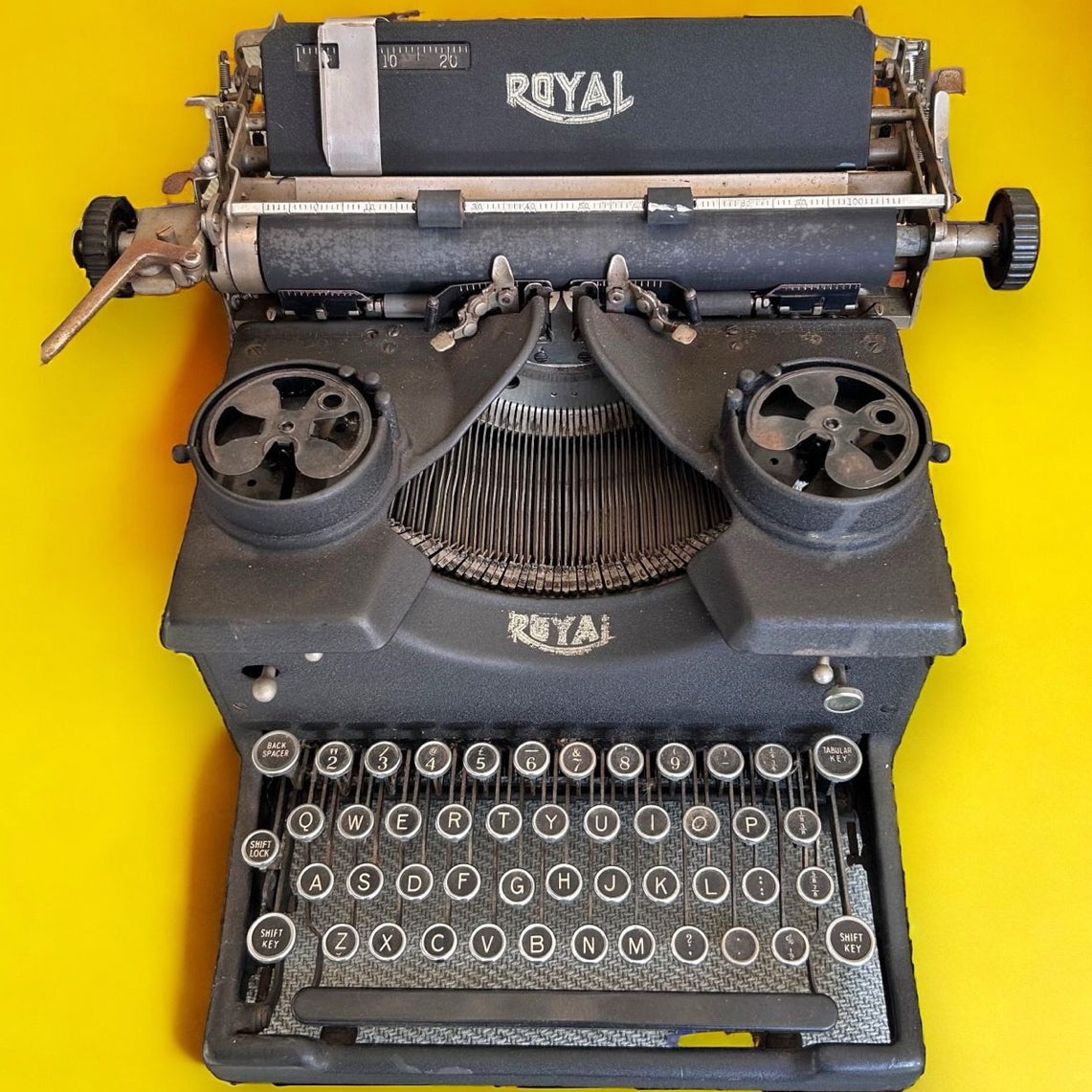 antique 1930s royal mechanical typewriter