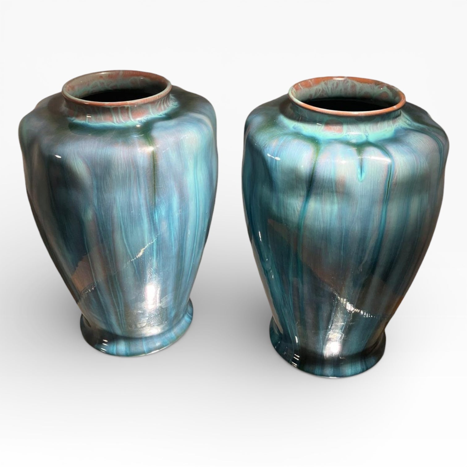 Matched Pair of Pilkington Lancastrian Lustre ‘Pepper’ Vases by Robert Tunnicliffe, Dated 1911 — view 6