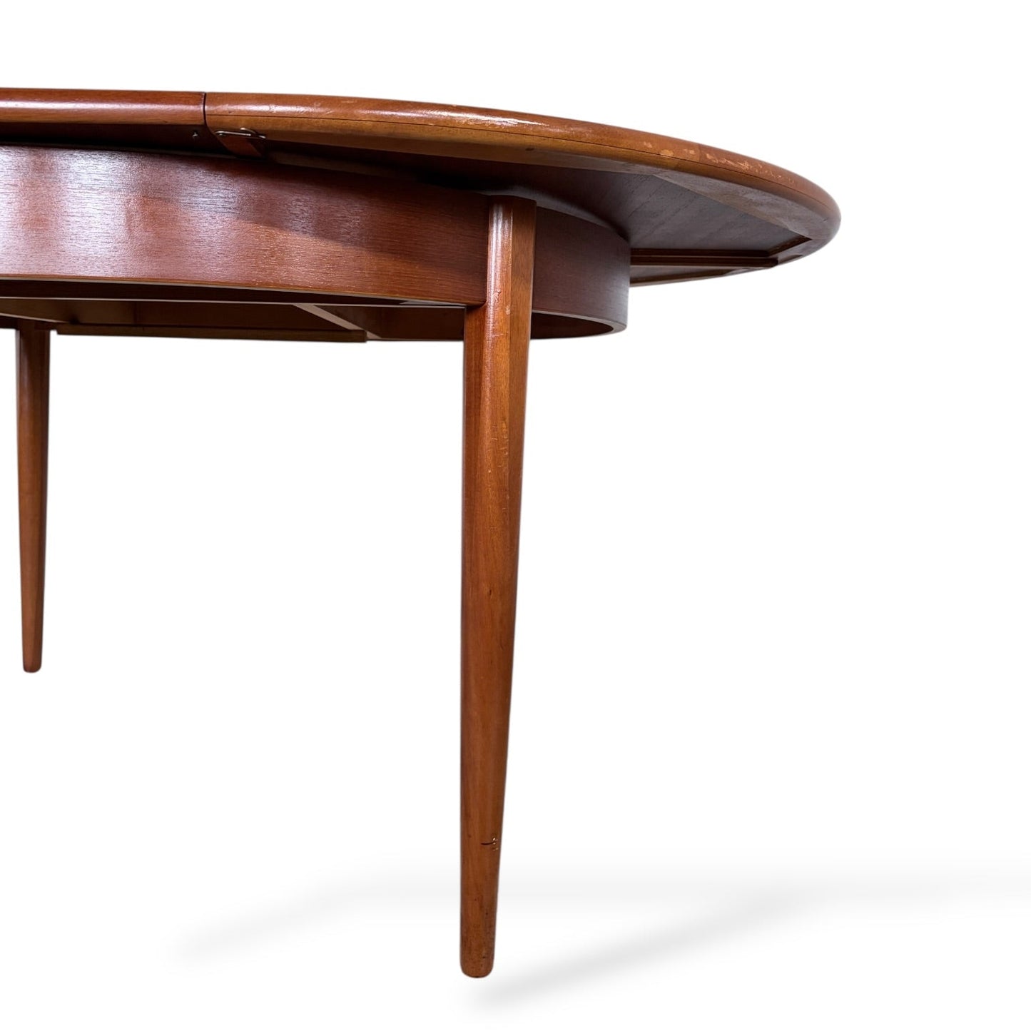 Mid Century Elliotts of Newbury Extending Teak Dining Table Round to Oval Butterfly Leaf Table