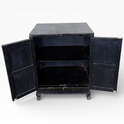 Chinese Black Lacquer Cocktail Cabinet with Mother of Pearl Inlay