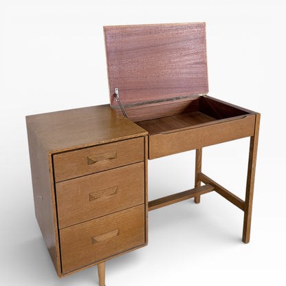 Oak Dressing Table / Desk by Stag – Vintage Mid-Century Design