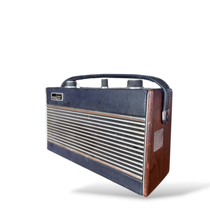 Vintage Portable Radio – Classic Roberts R500 Retro Transistor Radio With Wood Veneer — view 6