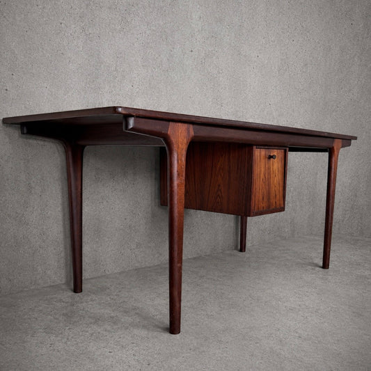 Mid Century Rosewood Floating Coffee Table by Gunni Omann for Omann Jun
