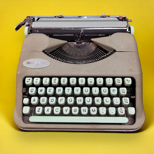 vintage 1950s Hermes Baby Typewriter