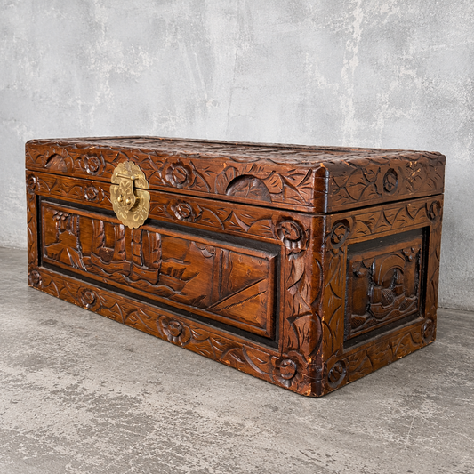 Antique Chinese Camphor Wood Carved Blanket Chest Hand-Carved Hope Chest Storage Trunk