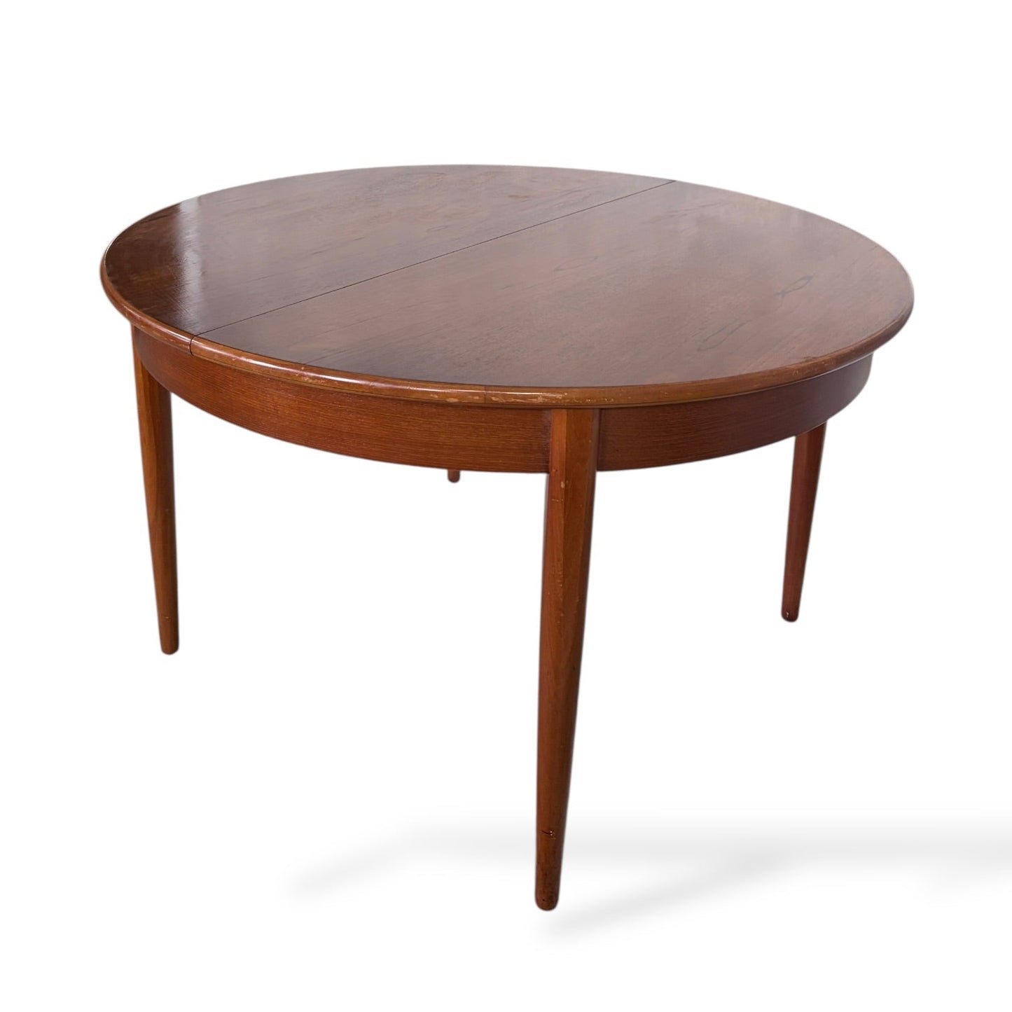 Mid Century Elliotts of Newbury Extending Teak Dining Table Round to Oval Butterfly Leaf Table