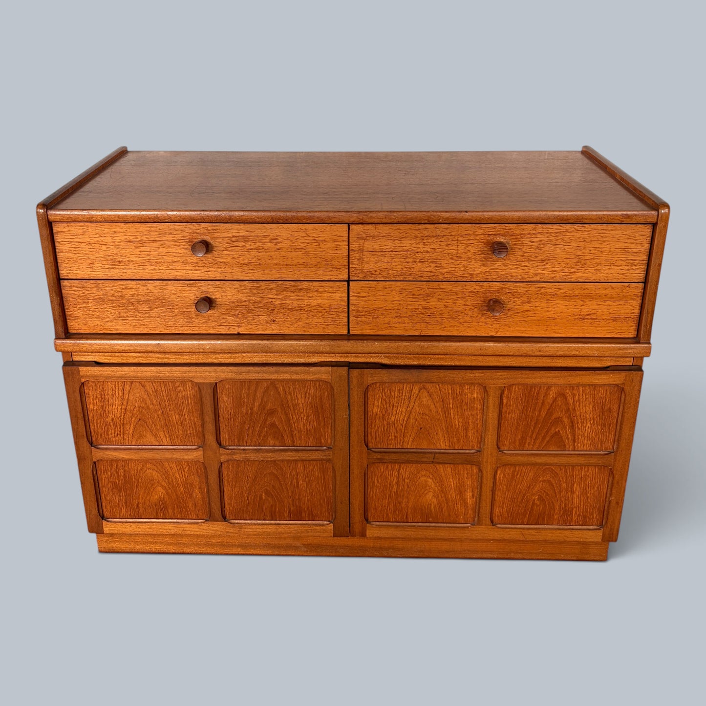 Mid-Century Nathan Teak Compact Sideboard / Media Unit