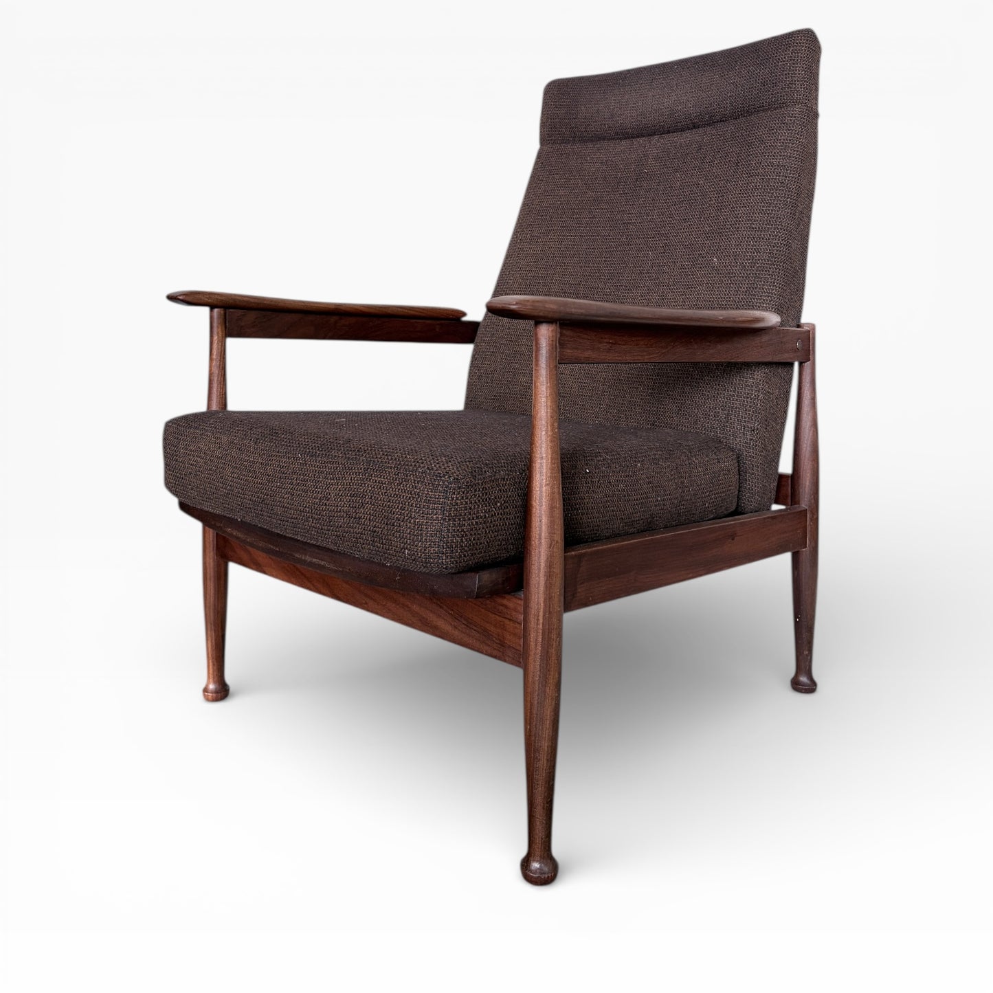 Guy Rogers ‘Manhattan’ Teak Reclining Armchair – Mid-Century — view 6